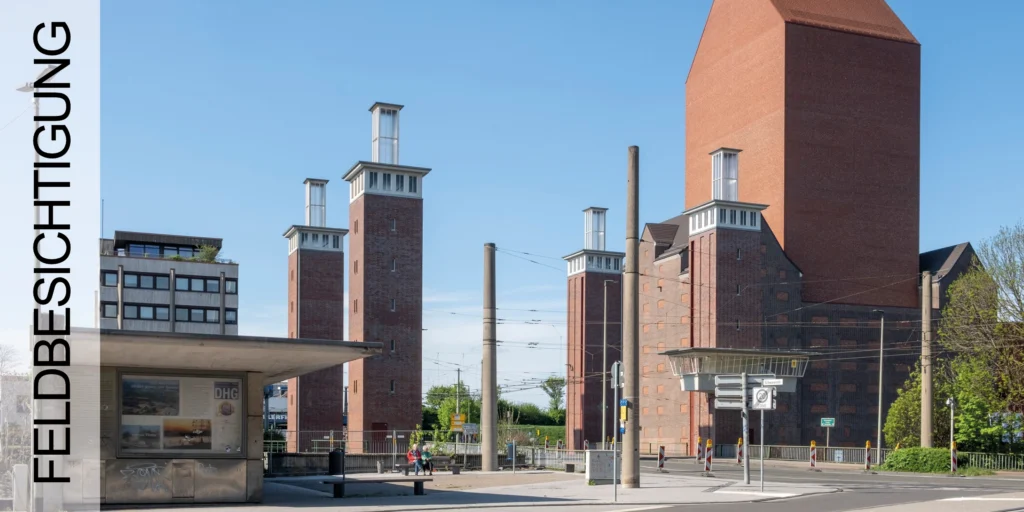 Einladung zur Ausstellung Feldbesichtigung (Vorderseite)